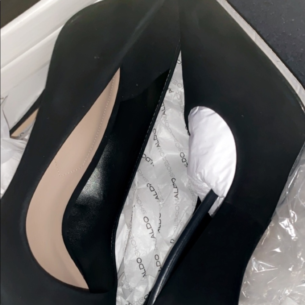Classy black women’s heels
